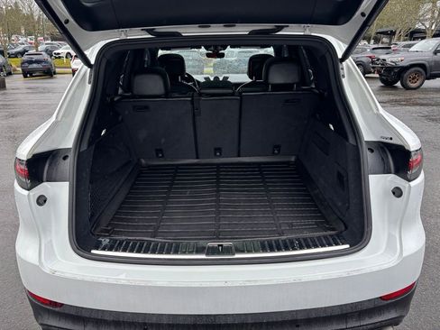 Used 2021 Porsche Cayenne S AWD/4WD image 12