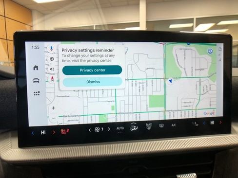 Used 2025 Ford Explorer Platinum w/ LUX Leather Package image 17