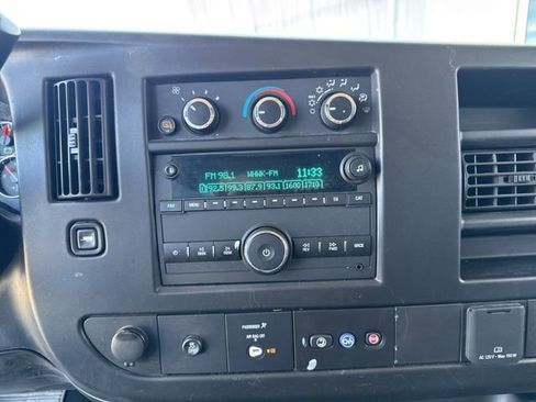 Used 2024 GMC Savana 2500 w/ Driver Convenience Package RWD image 9