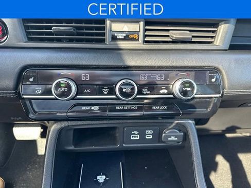 Used 2023 Honda Pilot Touring image 23