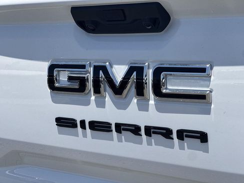 New 2026 GMC Sierra 1500 Elevation w/ LPO, Elevation Black Package RWD image 28