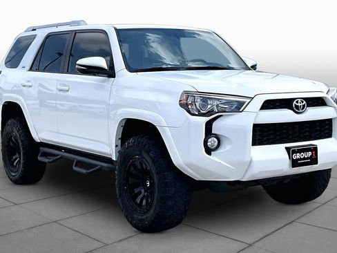Used 2014 Toyota 4Runner SR5 Premium RWD image 3