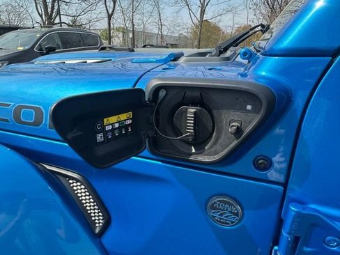 Used 2023 Jeep Wrangler Unlimited Rubicon 4xe image 16