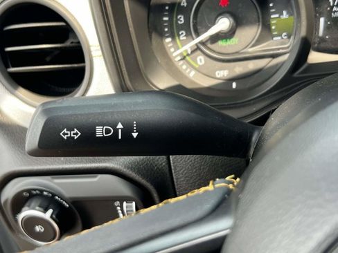 Used 2024 Jeep Wrangler Unlimited AWD/4WD image 22