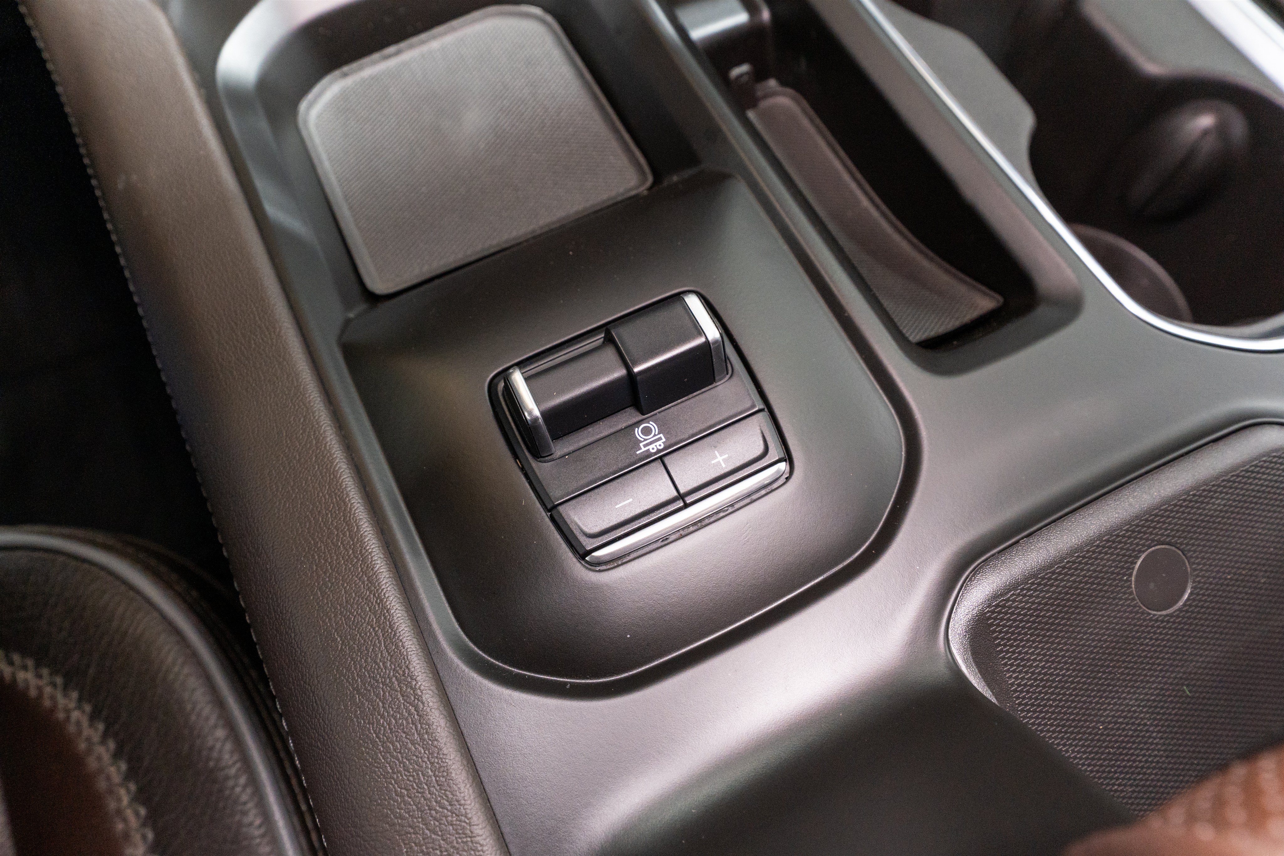 Used 2024 GMC Sierra 3500 Denali AWD/4WD image 27