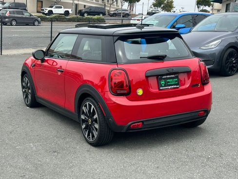 Used 2022 MINI Cooper SE FWD image 7