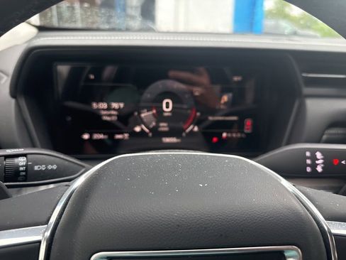 Used 2026 GMC Terrain Denali AWD/4WD image 19