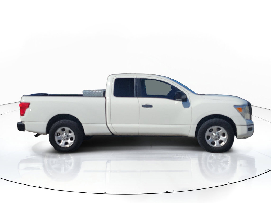 Used 2022 Nissan Titan S RWD image 6