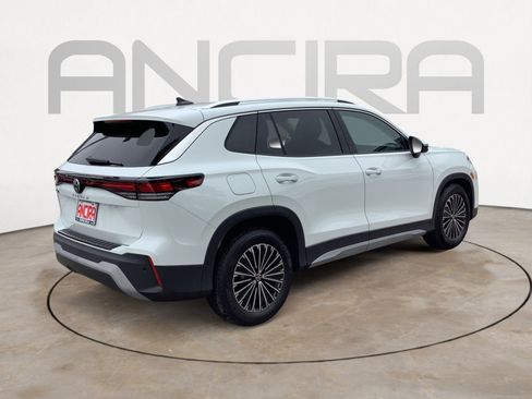 New 2026 Volkswagen Tiguan S FWD image 8
