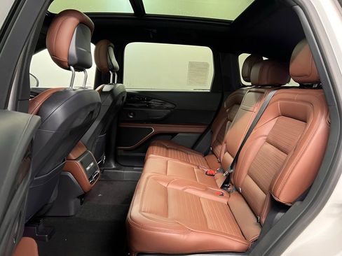 New 2026 Lincoln Nautilus Reserve image 34