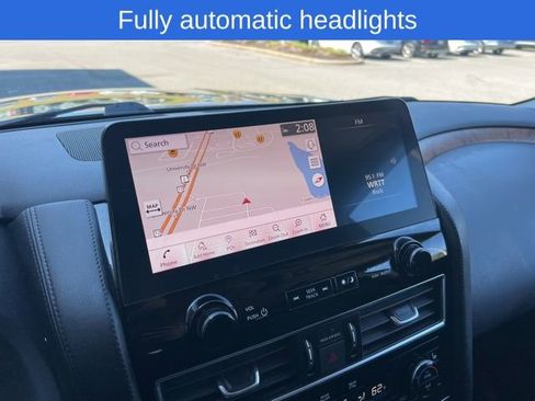 Used 2023 Nissan Armada SL w/ Captain's Chairs Package image 18