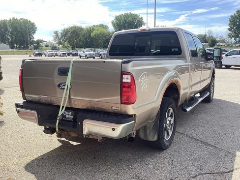 Used 2011 Ford F250 Lariat w/ Lariat Interior Pkg AWD/4WD image 2