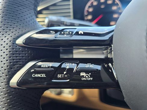 New 2026 Mercedes-Benz GLS 580 4MATIC image 36