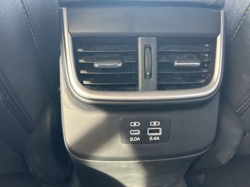 Used 2025 Subaru Outback Onyx Edition image 24