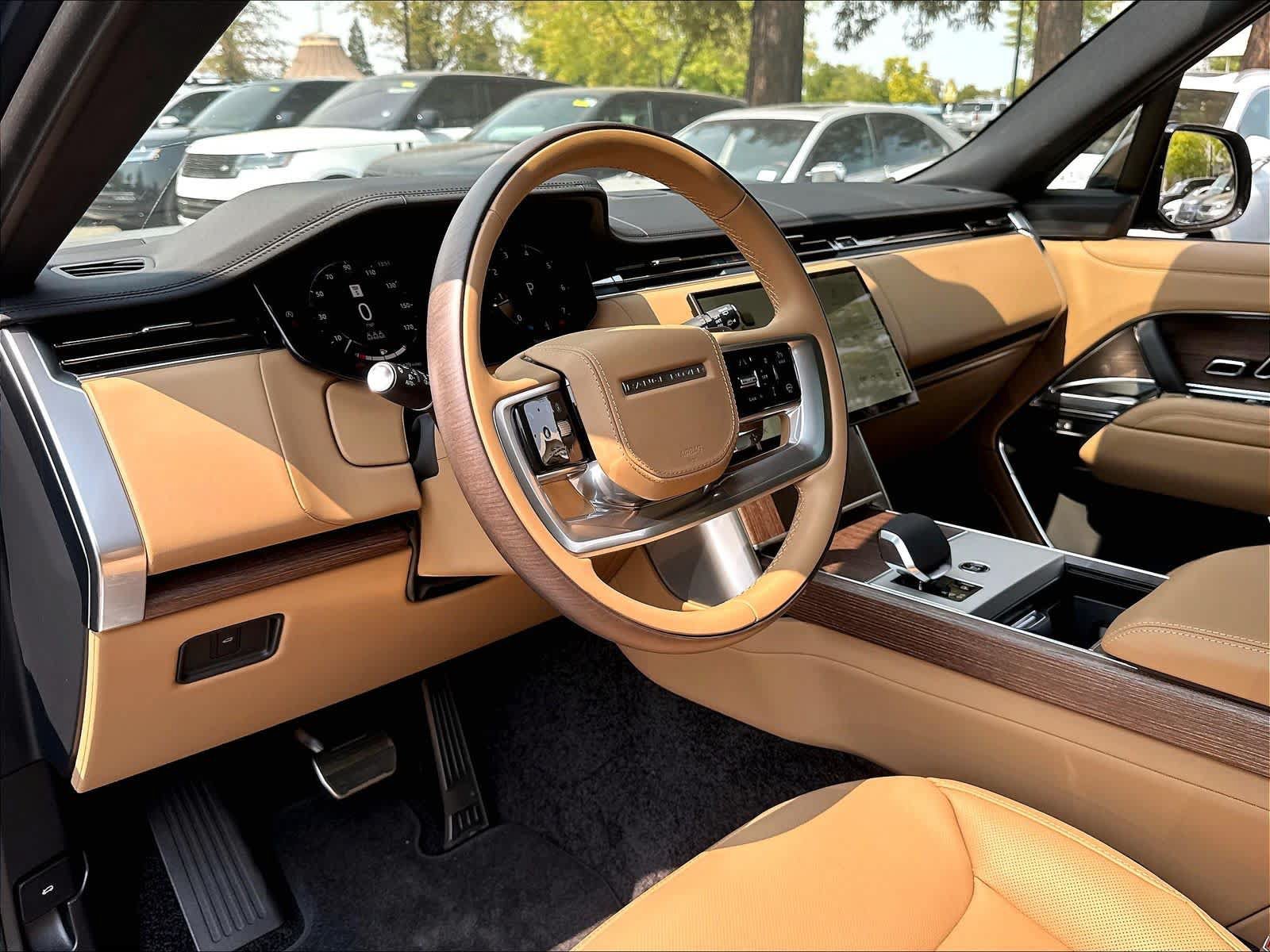 New 2026 Land Rover Range Rover SE AWD/4WD image 8