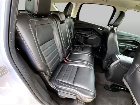 Used 2019 Ford Escape Titanium FWD image 21