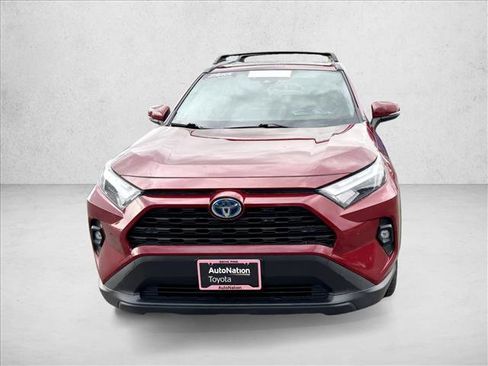 Used 2024 Toyota RAV4 XLE Premium image 2