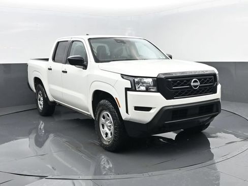 Used 2024 Nissan Frontier S w/ S Utility Package AWD/4WD image 3