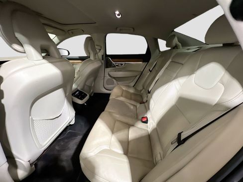 Used 2017 Volvo S90 T6 Inscription w/ Vision Package image 17