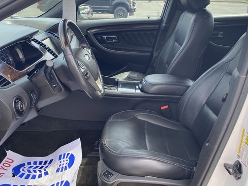 Used 2014 Ford Taurus Limited w/ Equipment Group 301A image 8