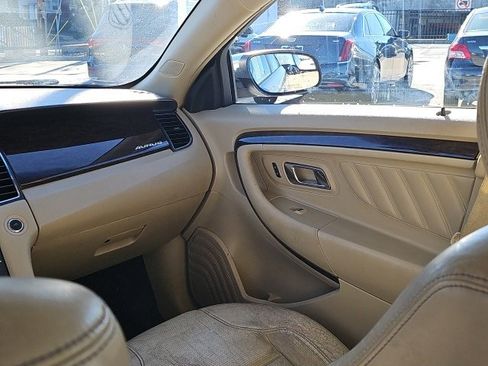 Used 2013 Ford Taurus Limited image 14