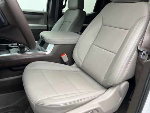 New 2026 GMC Sierra 1500 SLT w/ SLT Premium Plus Package AWD/4WD image 8