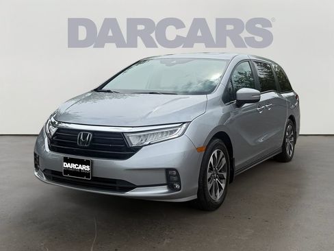 Used 2023 Honda Odyssey EX-L image 3