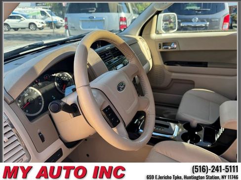Used 2010 Ford Escape Limited AWD/4WD image 23