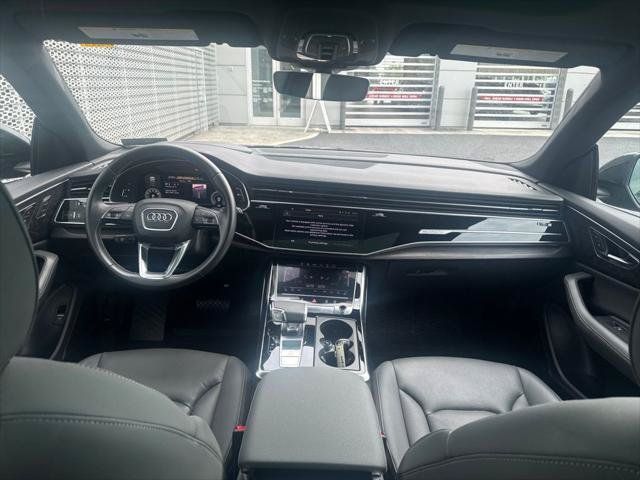 Used 2022 Audi Q8 Prestige AWD/4WD image 19