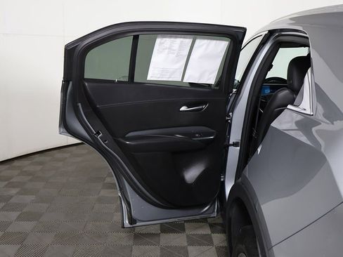 Used 2024 Cadillac XT4 Premium Luxury image 18