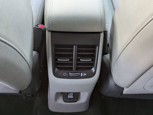 Used 2018 Kia Niro EX Premium image 17