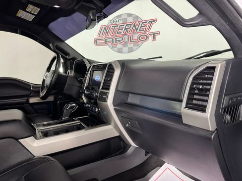Used 2019 Ford F150 Lariat AWD/4WD image 12