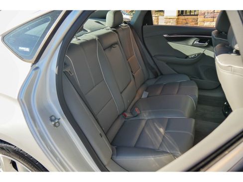 Used 2016 Chevrolet Impala LTZ image 18