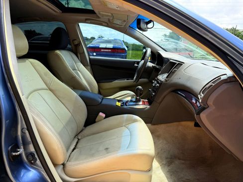 Used 2010 INFINITI G37 Journey w/ Premium Pkg image 30