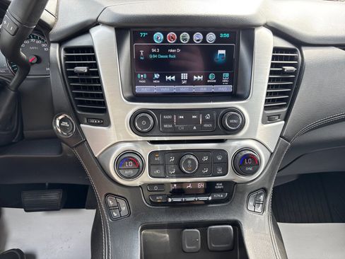 Used 2018 GMC Yukon XL SLT w/ Premium Edition AWD/4WD image 38