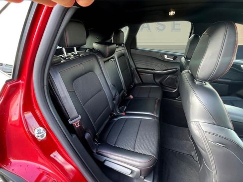 New 2026 Ford Escape ST-Line w/ Cold Weather Package image 10