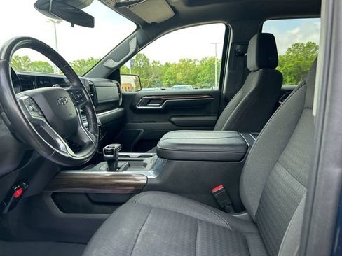 Used 2023 Chevrolet Silverado 1500 RST AWD/4WD image 36