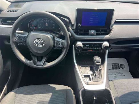 Certified 2023 Toyota RAV4 LE AWD/4WD image 15