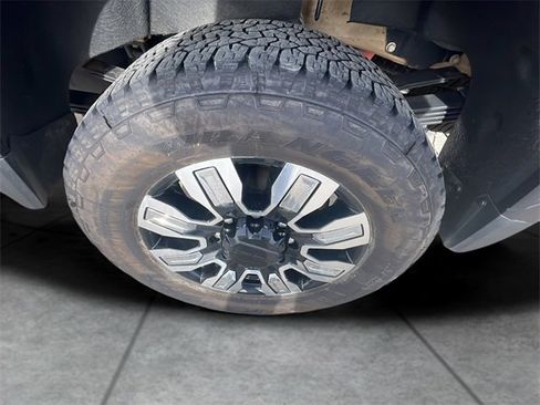 Used 2024 GMC Sierra 3500 Denali w/ Denali Reserve Package image 37