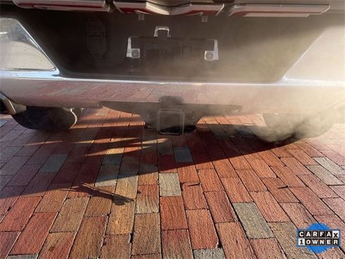 Used 2023 GMC Sierra 1500 SLT w/ SLT Premium Package image 28