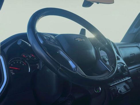 Used 2022 Chevrolet Silverado 1500 LT AWD/4WD image 14