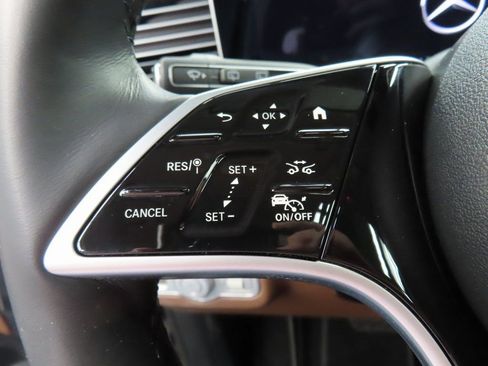 Used 2024 Mercedes-Benz GLE 350 4MATIC image 56