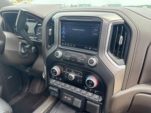 Used 2023 GMC Sierra 2500 Denali w/ Denali Black Diamond Edition AWD/4WD image 19