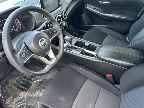 Used 2021 Nissan Sentra SV FWD image 12
