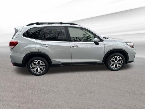 Used 2019 Subaru Forester Premium w/ Popular Package #1 image 11