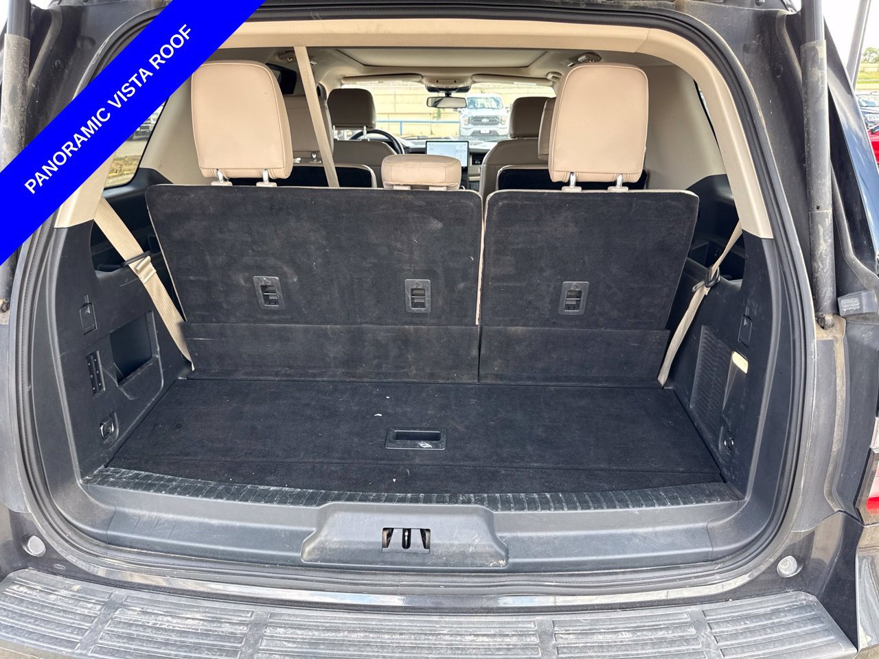 Used 2024 Ford Expedition Limited RWD image 11