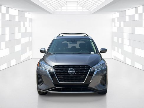 Certified 2024 Nissan Kicks SV w/ Interior Electronics Package FWD image 2