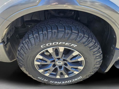 Used 2018 Nissan Titan PRO-4X image 32