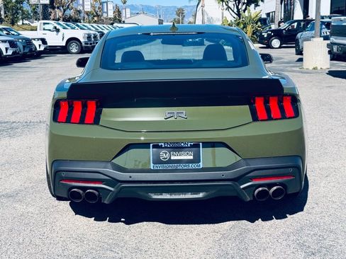Used 2025 Ford Mustang GT Premium w/ GT Performance Package RWD image 11