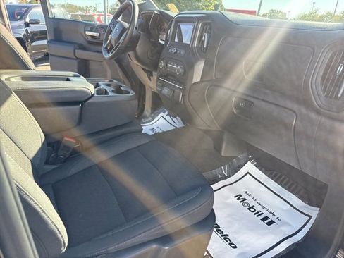 Used 2023 Chevrolet Silverado 1500 Custom Trail Boss w/ LPO, Dark Essentials Package image 12